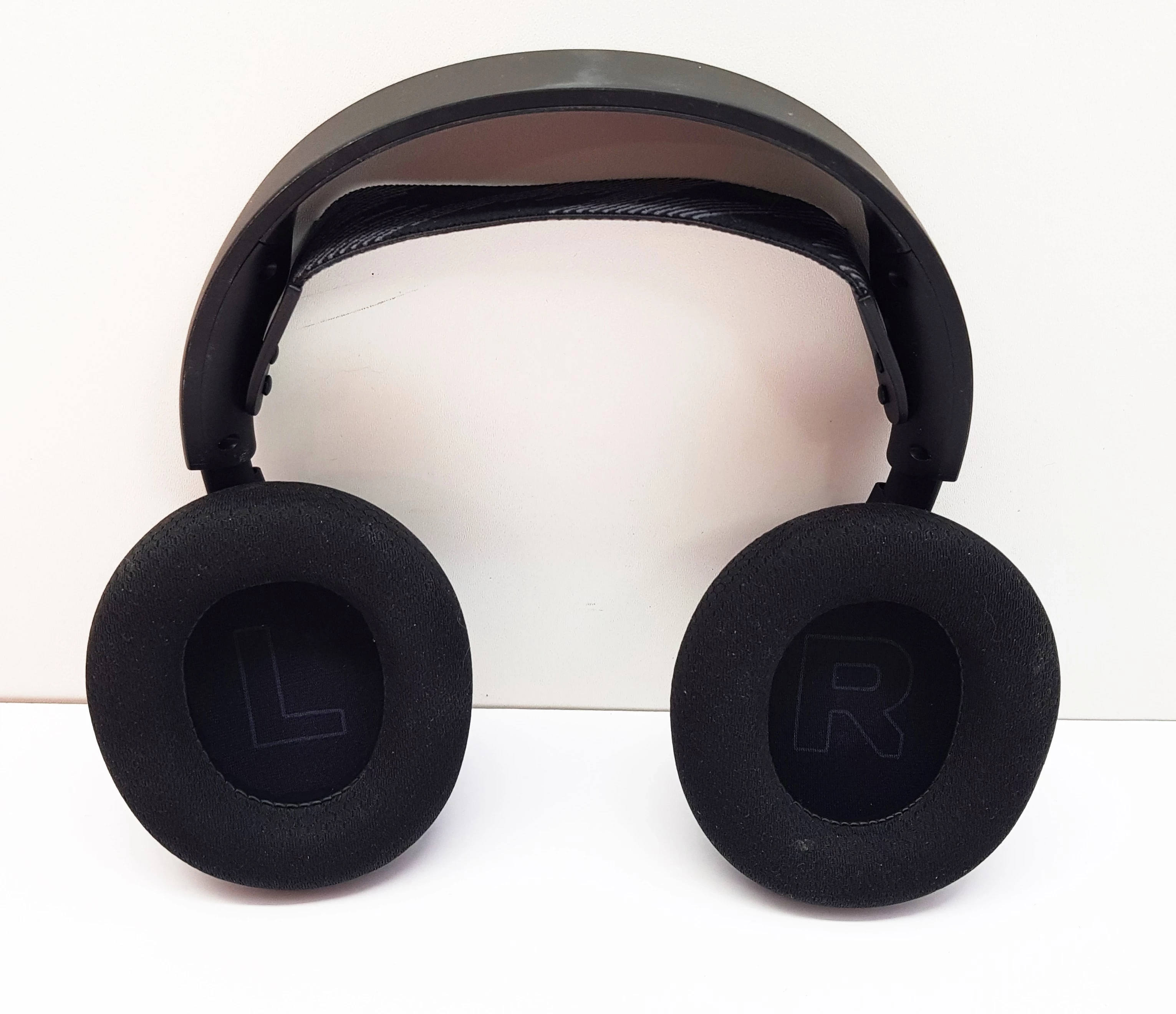 sluchawki-steelseries-arctis-nova-3-kod-producenta-steelseries