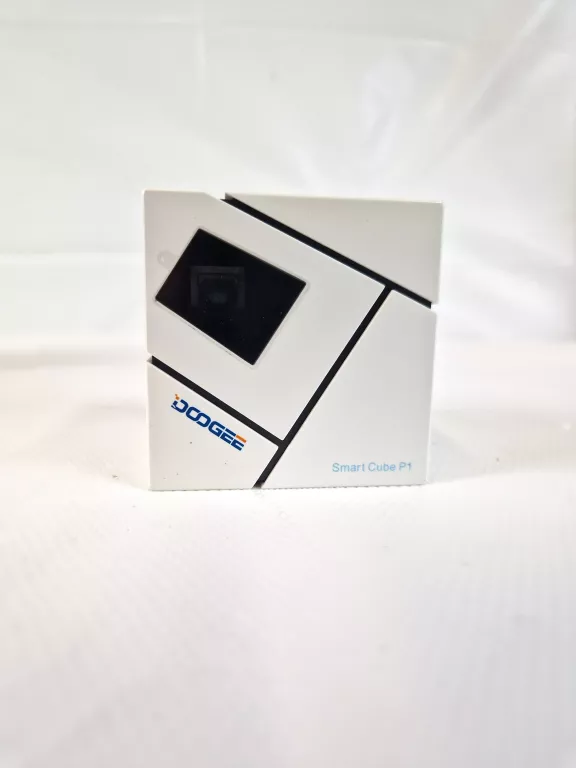 PROJEKTOR MOBILNY PRZENOŚNY SMART CUBE P1 PUDEŁKO