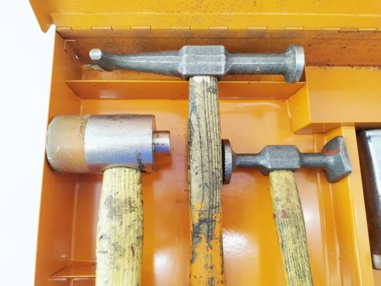 zestaw-narzedzi-blacharskich-beta-product-id-f085b130-d7a1-44c5-aa2a-14bc6cbe5cc9