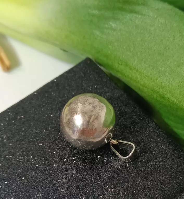 srebrna-zawieszka-kulka-250-g-925-pr-1-maja-7a-makow-mazowiecki