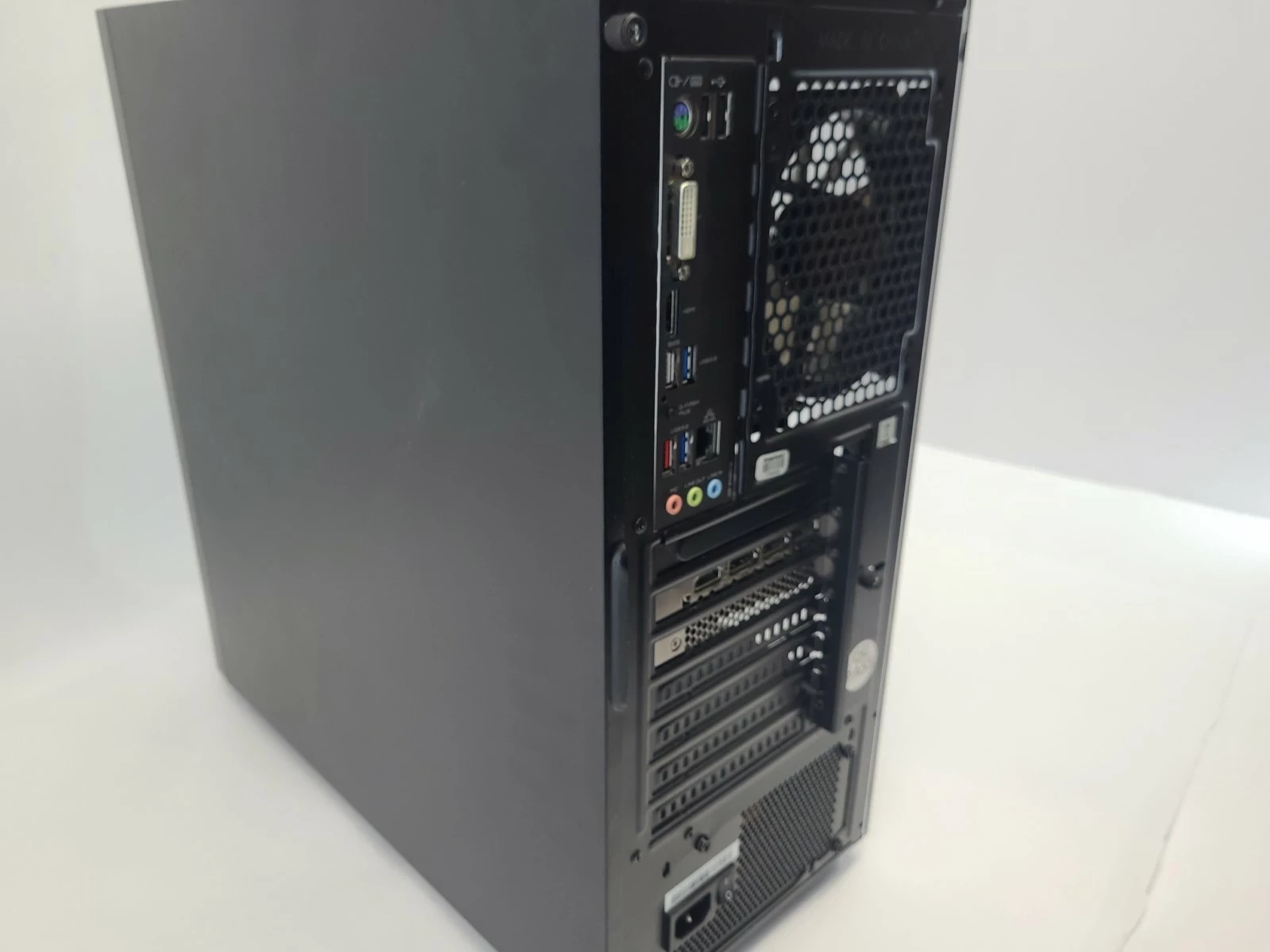 komputer-gamingowy-amd-ryzen-7-5800-msi-rtx-3060-liczba-rdzeni-procesora-8