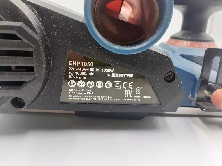 strug-elektryczny-erbauer-230-v-1050-w-6w8-torba-marka-erbauer