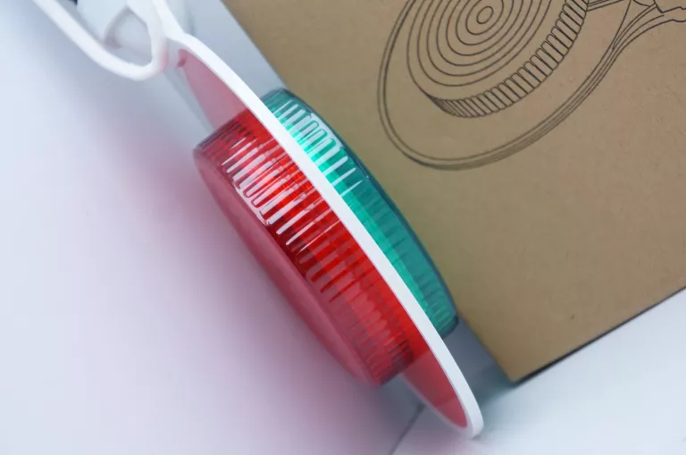 lizak-swietlny-tarcza-do-kierowania-ruchem-led-wolnosci-239-zabrze-sj