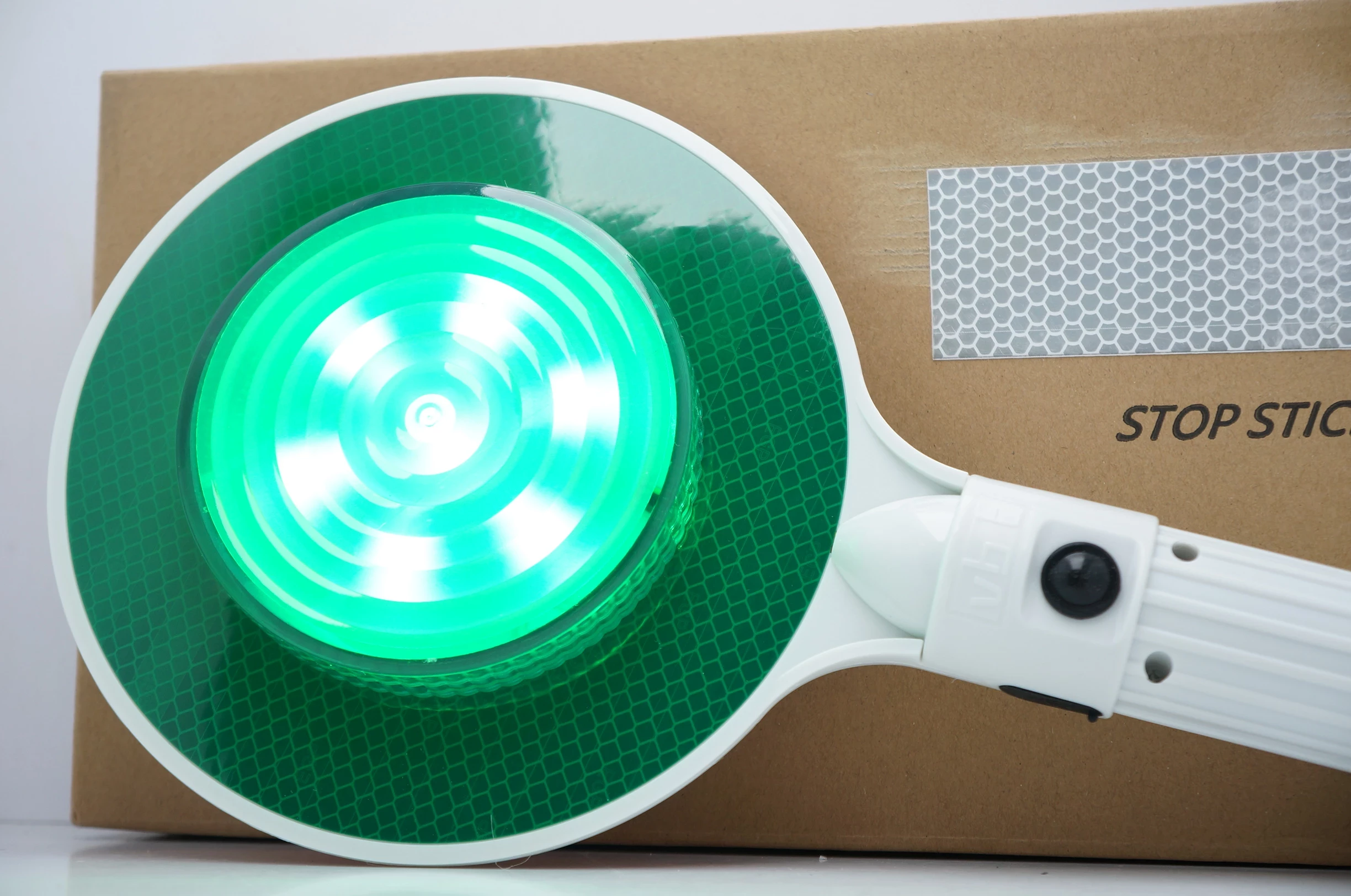 lizak-swietlny-tarcza-do-kierowania-ruchem-led-stan-uzywany