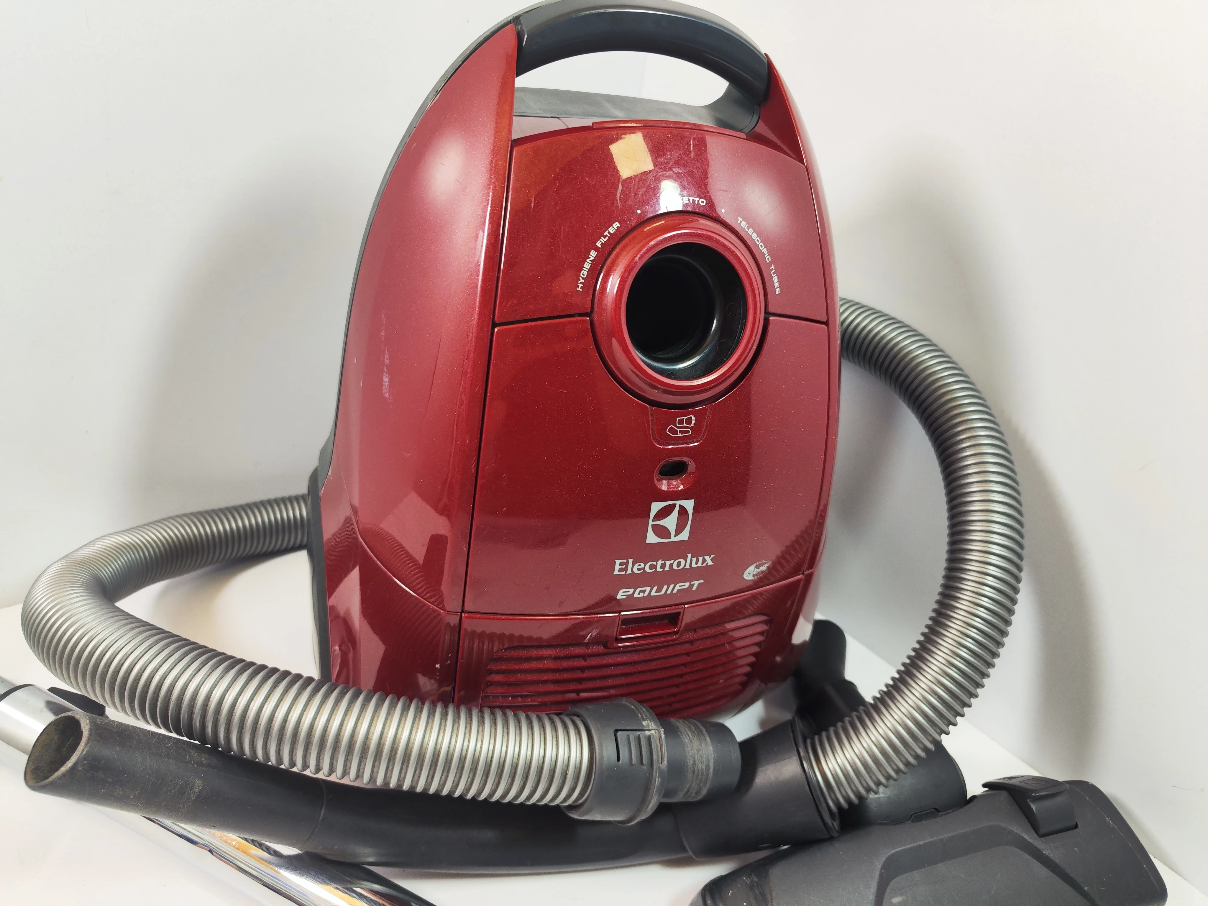 odkurzacz-electrolux-eeq21-akces-stan-uzywany