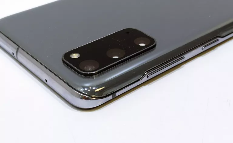 TELEFON SAMSUNG GALAXY S20 128GB SM-G980F SZARY