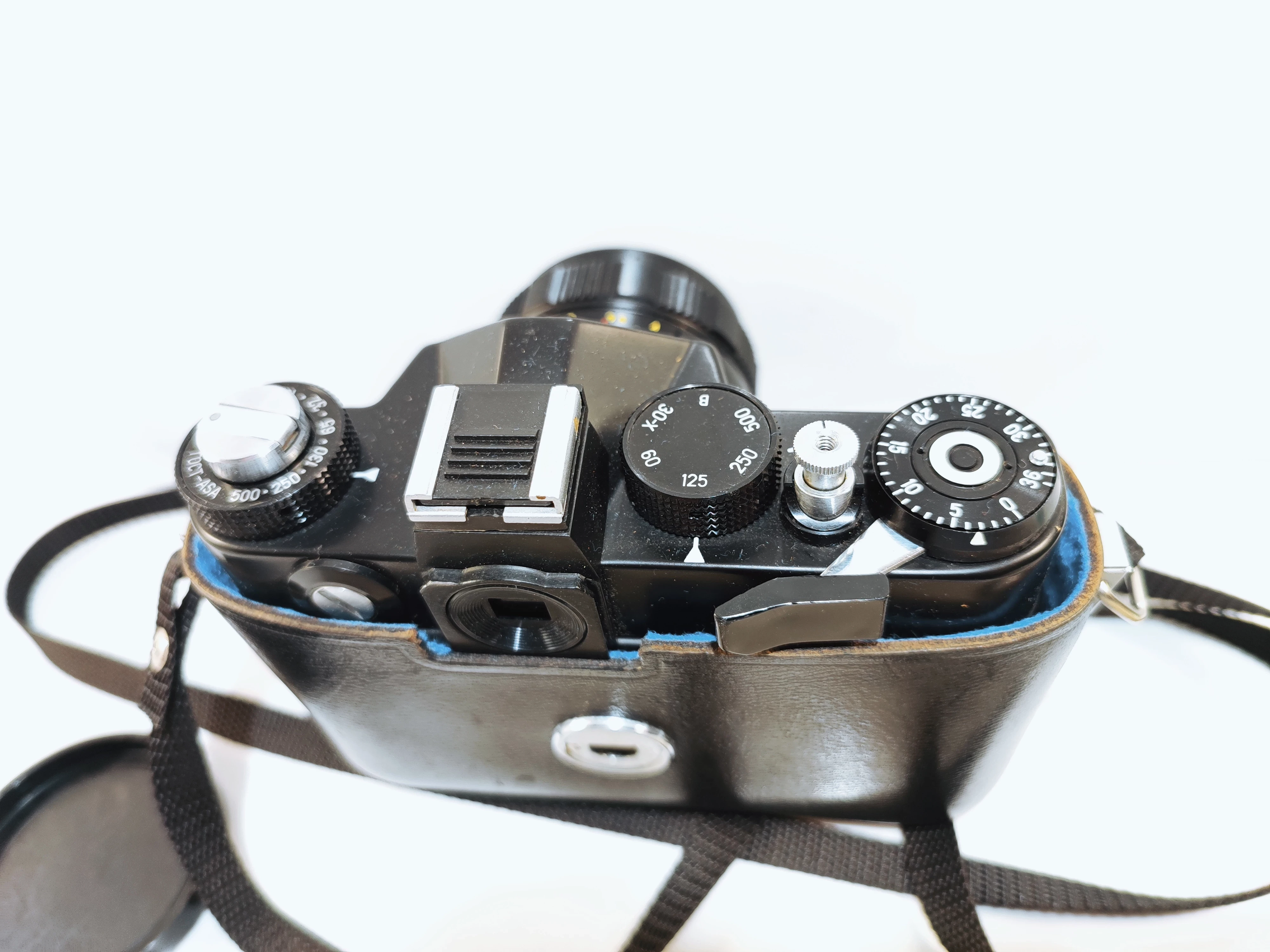 aparat-fotograficzny-zenit-12xp-product-id-3244e034-efe6-45f3-b488-ed83b5a84c77