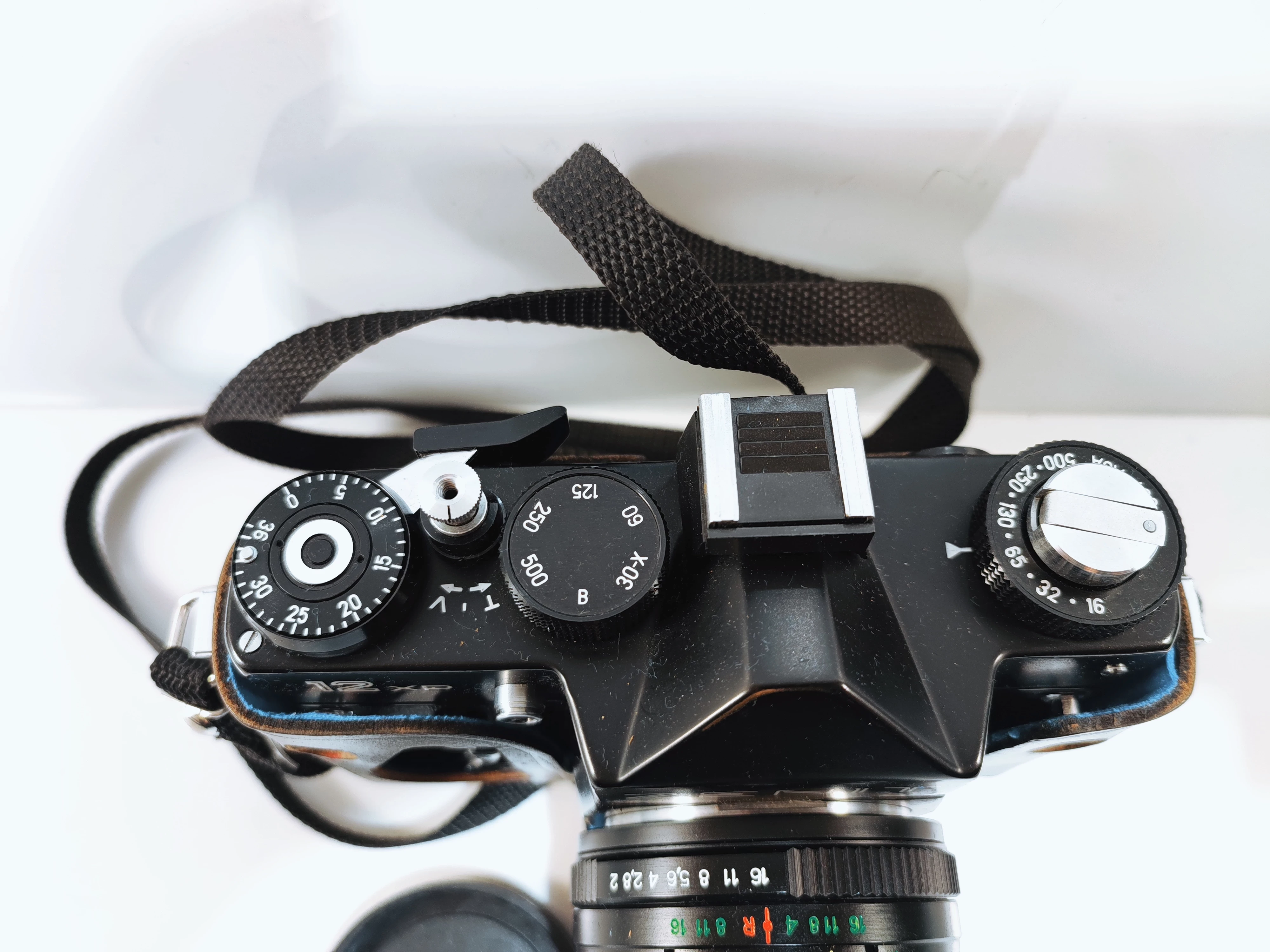 aparat-fotograficzny-zenit-12xp-model-12xp