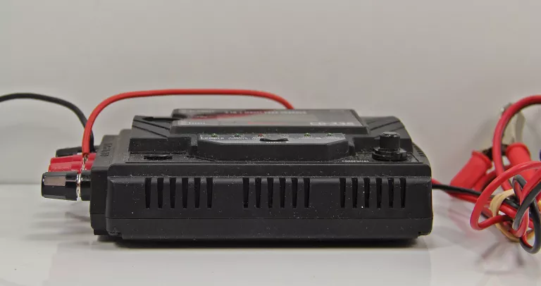 ŁADOWARKA DO AKUMLATORÓW HITEC 3 IN 1 MULTI PEAK BATTERY CHARGER