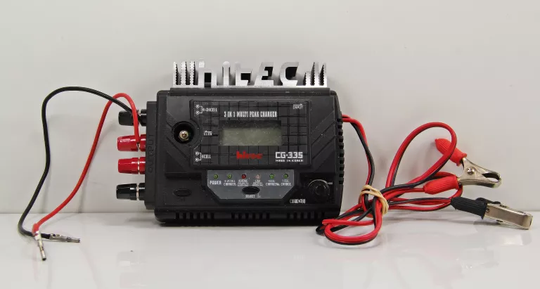 ŁADOWARKA DO AKUMLATORÓW HITEC 3 IN 1 MULTI PEAK BATTERY CHARGER