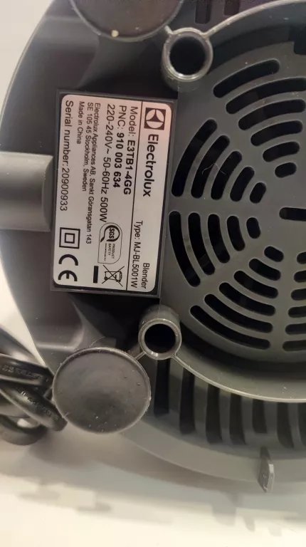 BLENDER KIELICHOWY ELECTROLUX CREATE 3 500 W 1,5 L CZARNY SZKŁO HARTOWANE