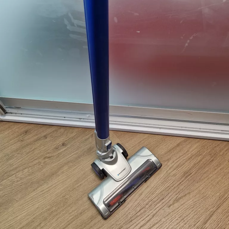 ODKURZACZ PIONOWY BLAUPUNKT VCH601 BRAK ZASILACZA