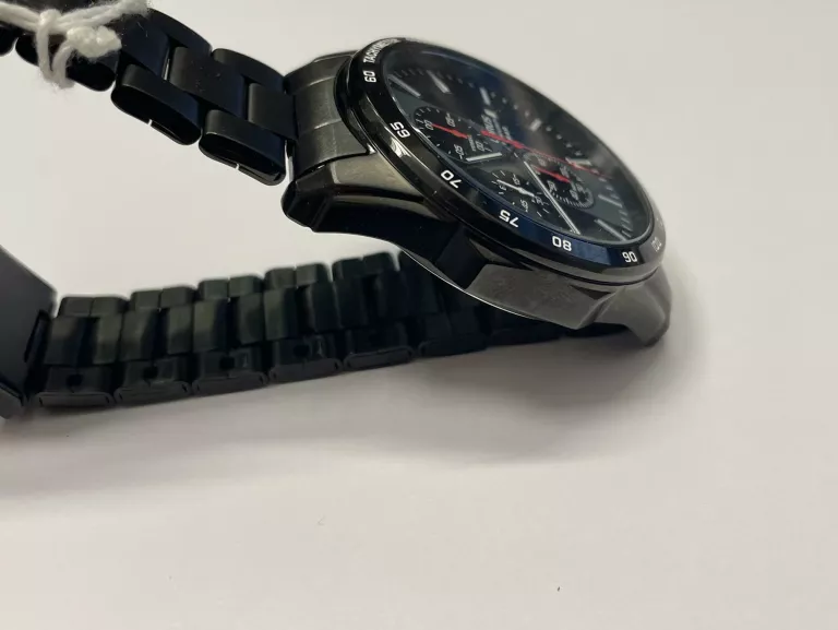 zegarek-lorus-vd57-x131-ksztalt-koperty-okragla