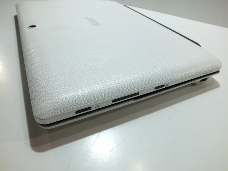 LAPTOP ACER ONE 10 S1002-136J OPIS