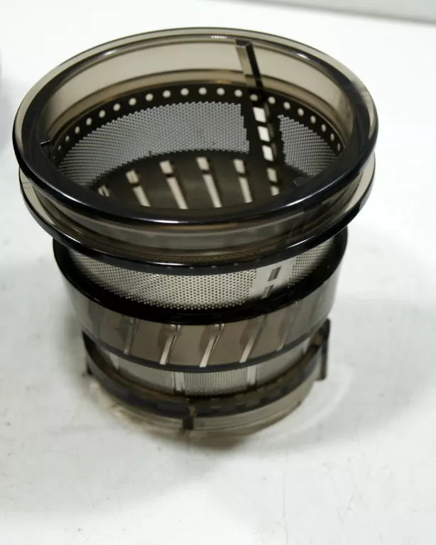 WYCISKARKA WOLNOOBROTOWA STELLA WW-150