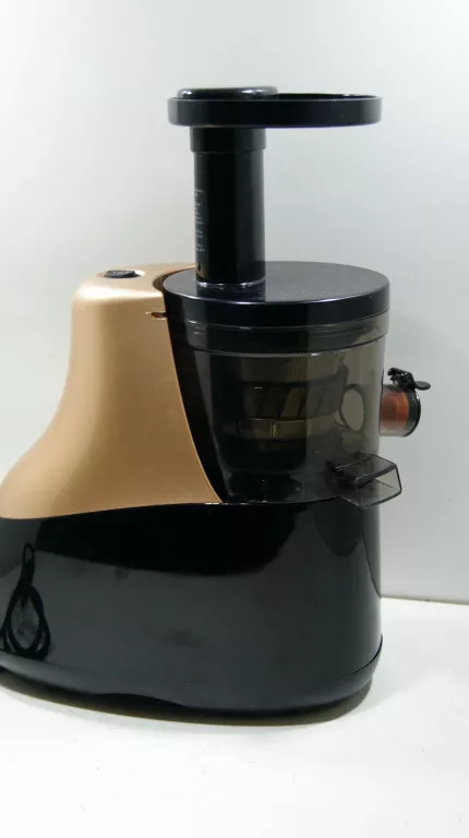 WYCISKARKA WOLNOOBROTOWA STELLA WW-150