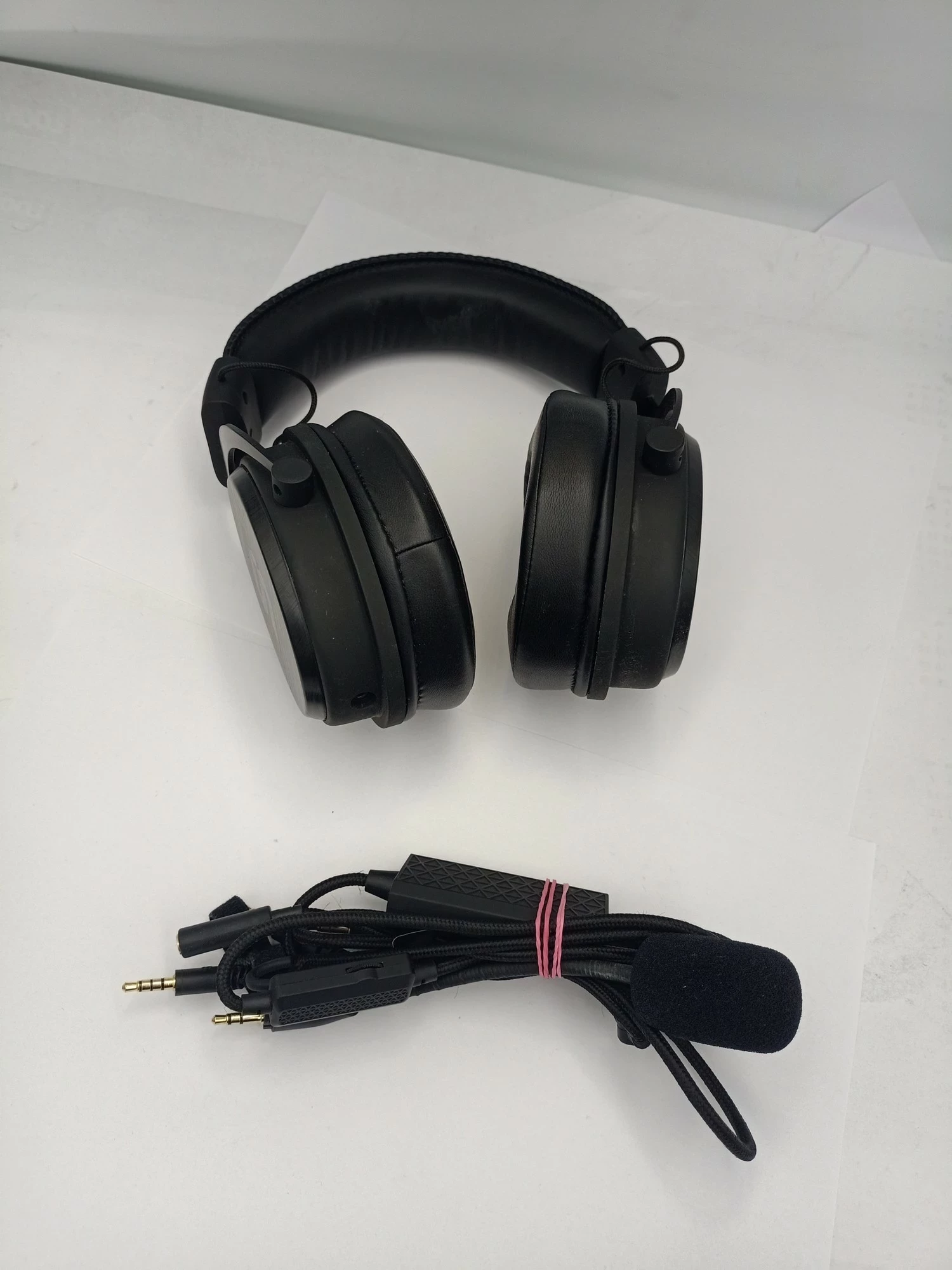 sluchawki-spc-gear-viro-plus-rodzaj-sluchawek-nauszne