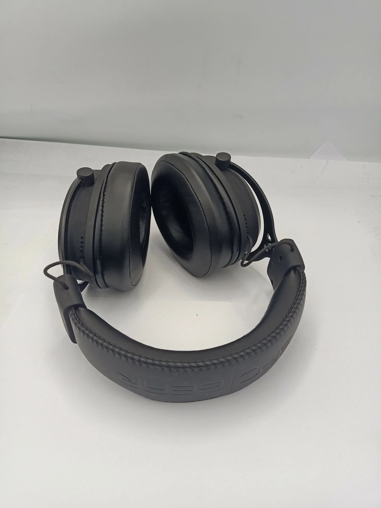 sluchawki-spc-gear-viro-plus-kolor-dominujacy-czarny