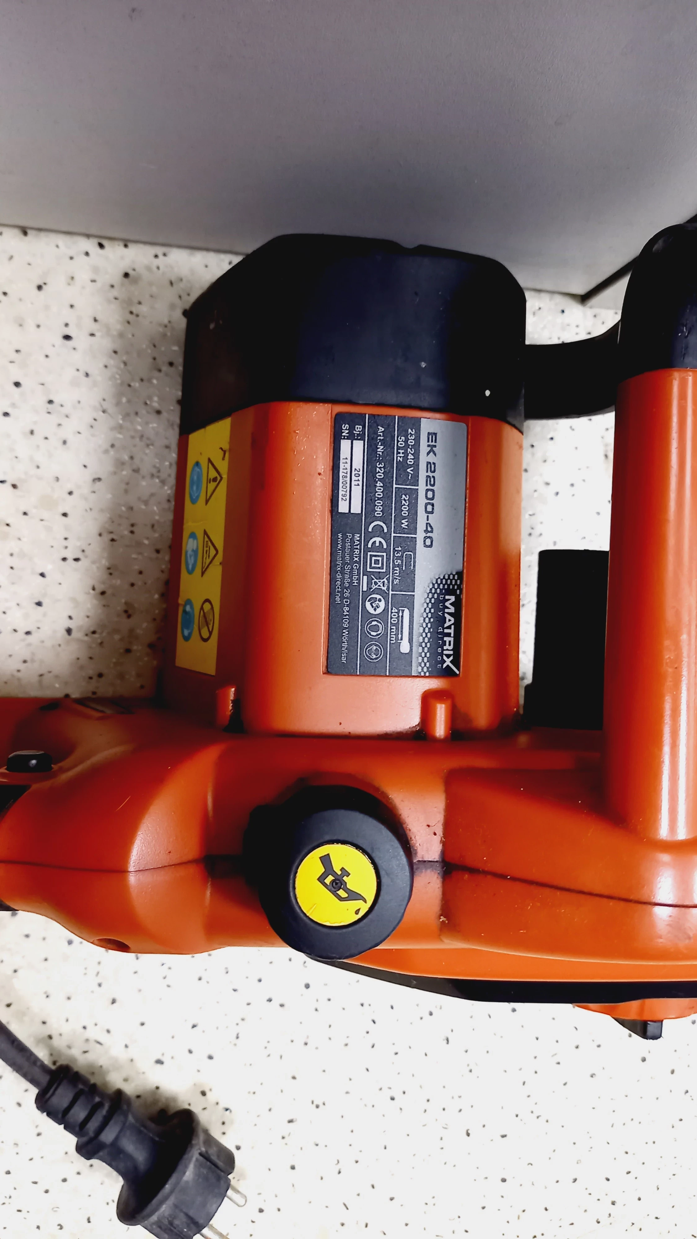 pilarka-elektryczna-matrix-ek-2200-40-marka-matrix