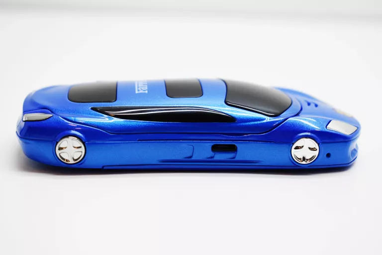 telefon-newmind-ferrari-kolor-niebieski