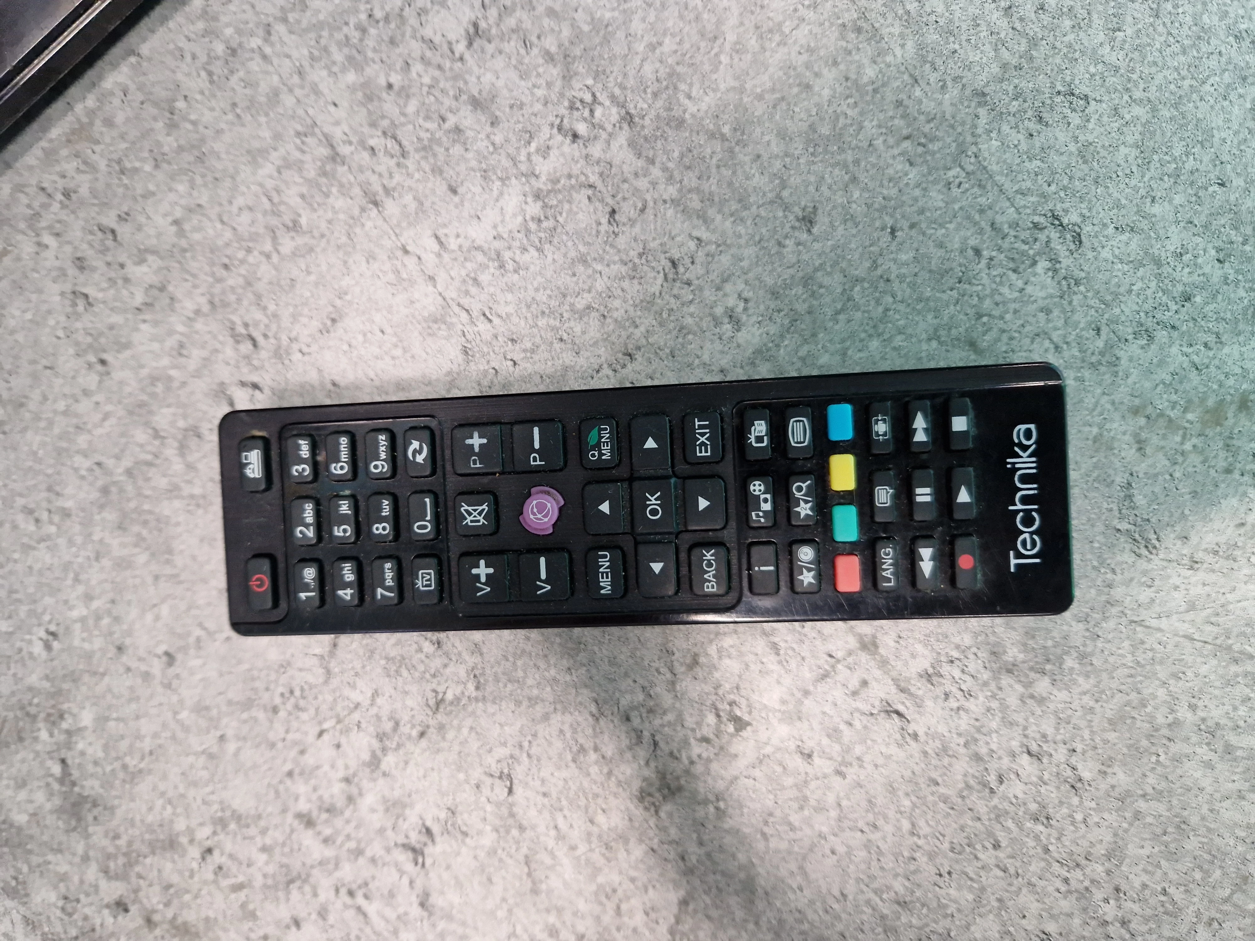 tv-technika-t32hd-278-17-marka-technika