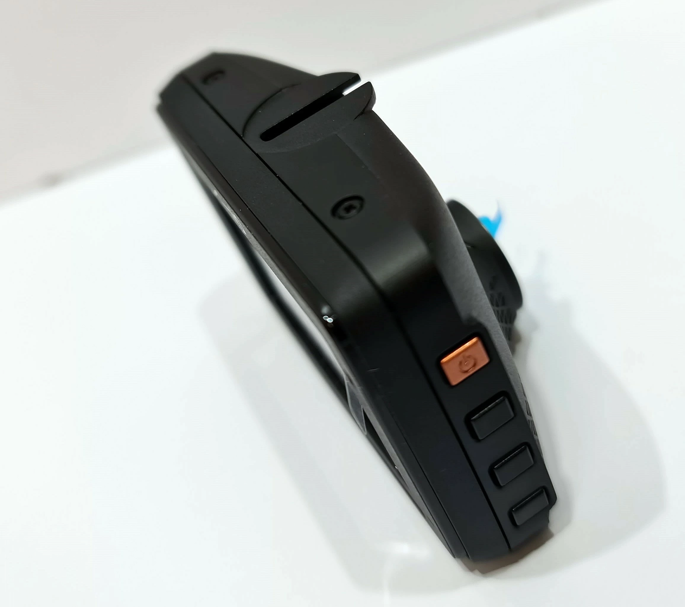 wideorejestrator-mio-mivue-731-komplet-karta-pamieci-w-zestawie-brak