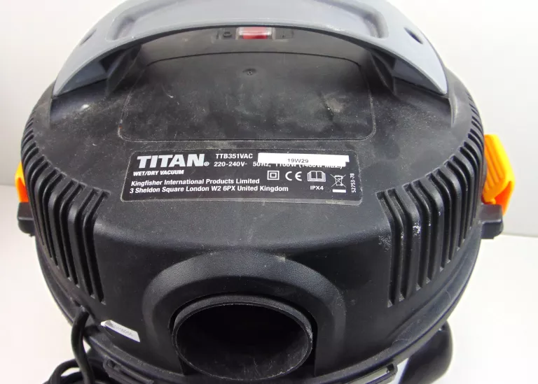 ODKURZACZ PRZEMYSŁOWY TITAN TTB351VAC + RURA