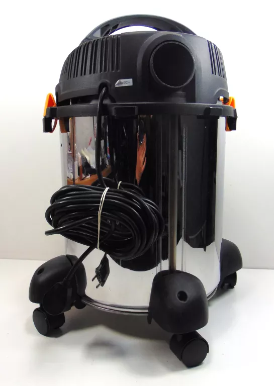 ODKURZACZ PRZEMYSŁOWY TITAN TTB351VAC + RURA