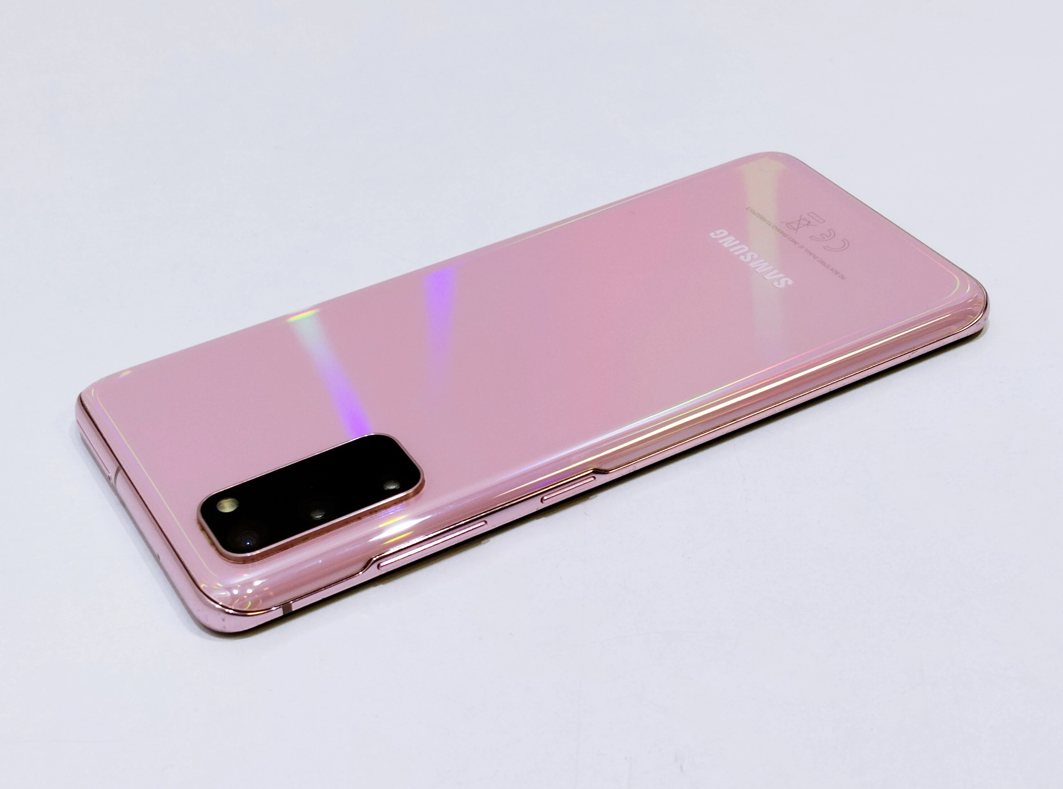 telefon-samsung-galaxy-s20-sm-g980f-8128gb-rozowy-pamiec-ram-8-gb