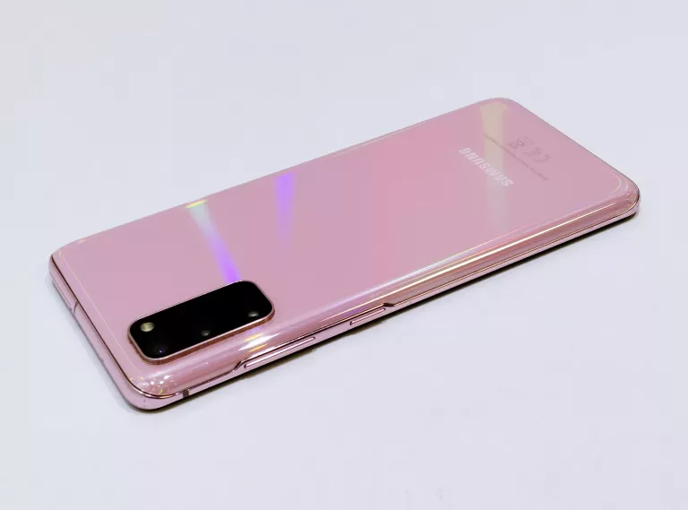 telefon-samsung-galaxy-s20-sm-g980f-8128gb-rozowy-pamiec-ram-8-gb