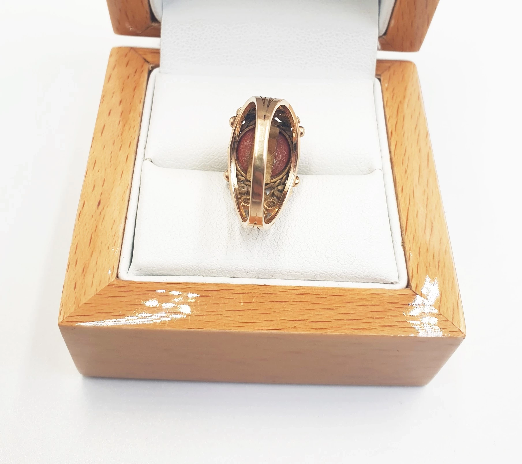 zloty-pierscionek-z-koralem-489gr-p585-kamien-koral