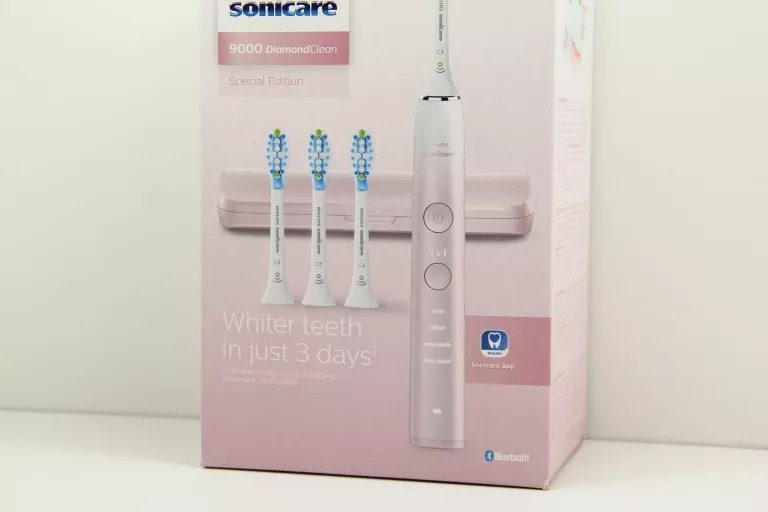 PHILIPS SONICARE DIAMOND CLEAN 9000 BIELSZE ZĘBY, ZDROWSZE DZIĄSŁA HX9911