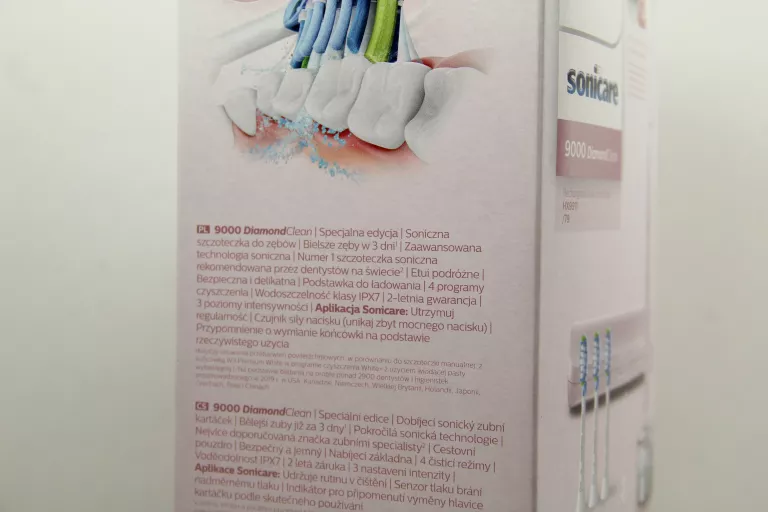 PHILIPS SONICARE DIAMOND CLEAN 9000 BIELSZE ZĘBY, ZDROWSZE DZIĄSŁA HX9911