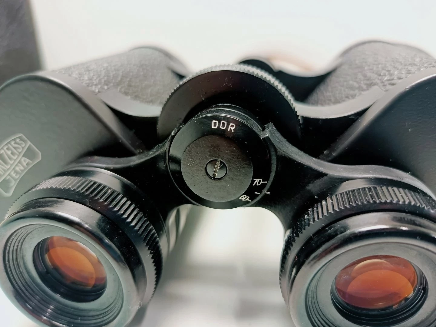 lornetka-carl-zeiss-jena-10x50-jenoptem-stan-uzywany