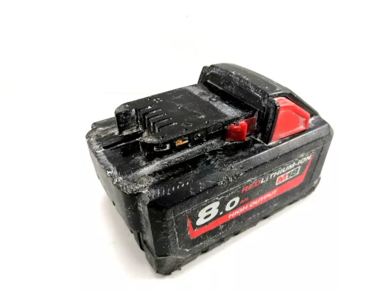 bateria-milwaukee-m18-8ah-napiecie-v-18-v