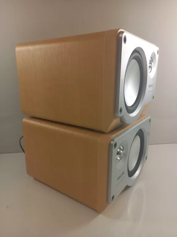 WIEŻA STERO PHILIPS MCD370 Z GŁOSNIAKMI