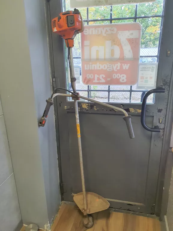 kosa-spalinowa-husqvarna-323r-moc-09-kw-12-km-szybka-25-krakow