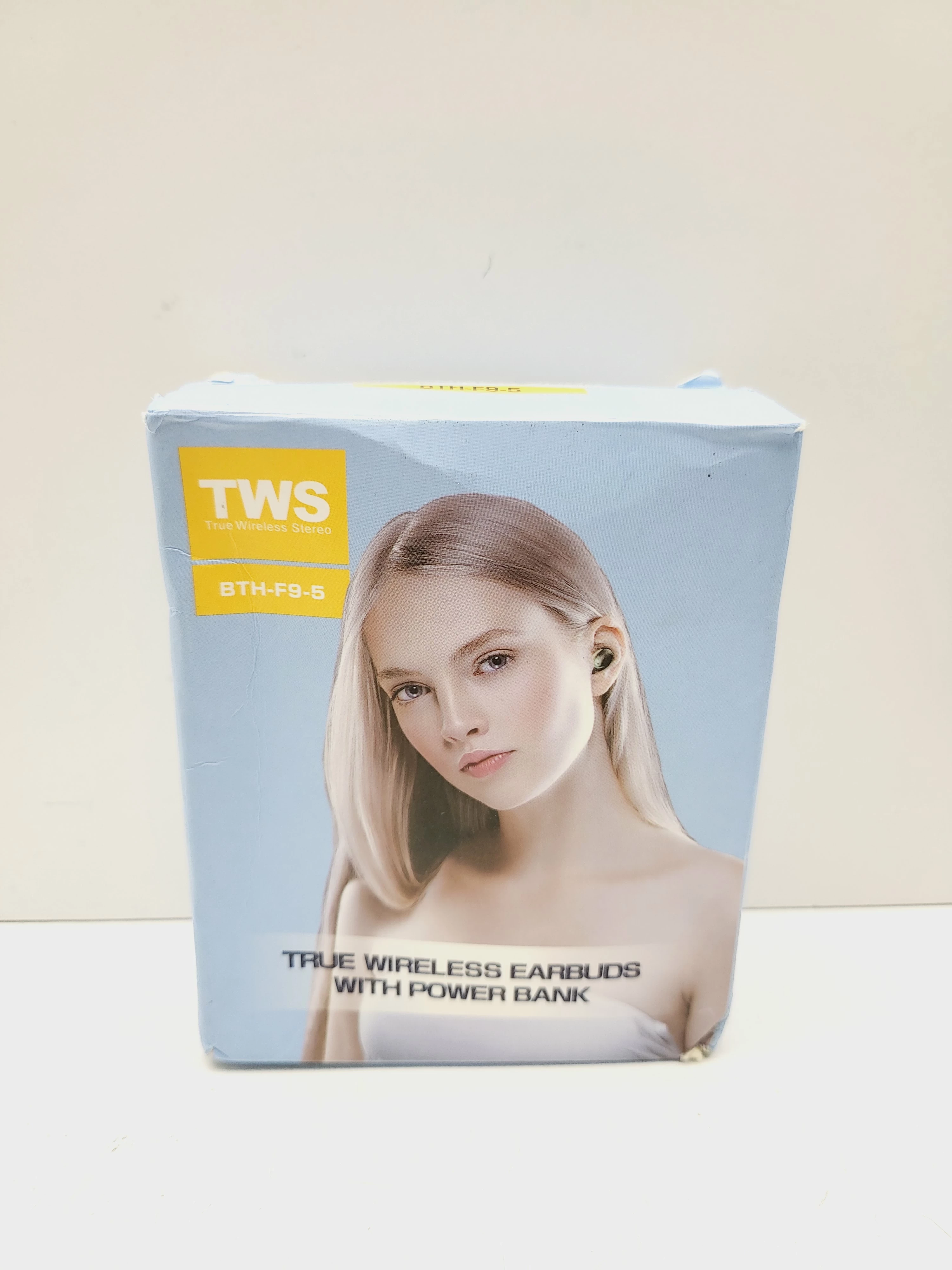 sluchawki-bezprzewodowe-tws-bth-f9-5-jednosci-narodowej-45-sj-wroclaw