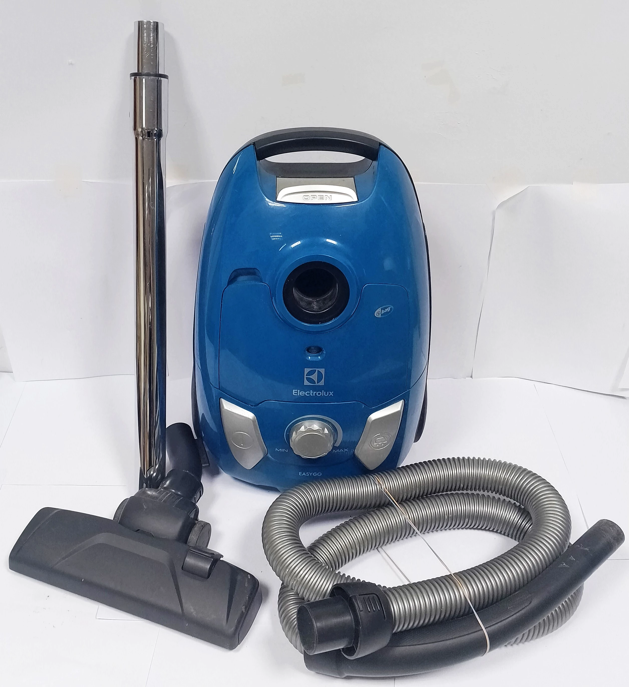 ODKURZACZ ELECTROLUX EASY GO Odkurzacze tradycyjne Loombard.pl