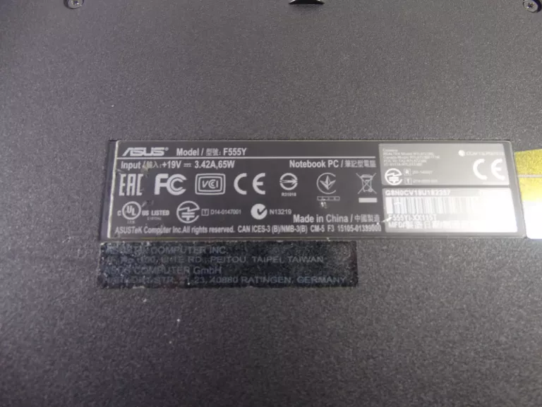 LAPTOP ASUS F555Y+ZASILACZ