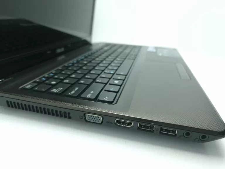 laptop-notebook-asus-x52j-156i3-370m3320gbradeonwin7-rozdzielczosc-px-1366-x-768