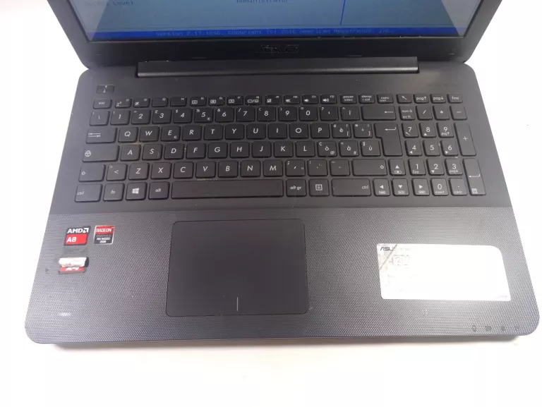 LAPTOP ASUS F555Y+ZASILACZ