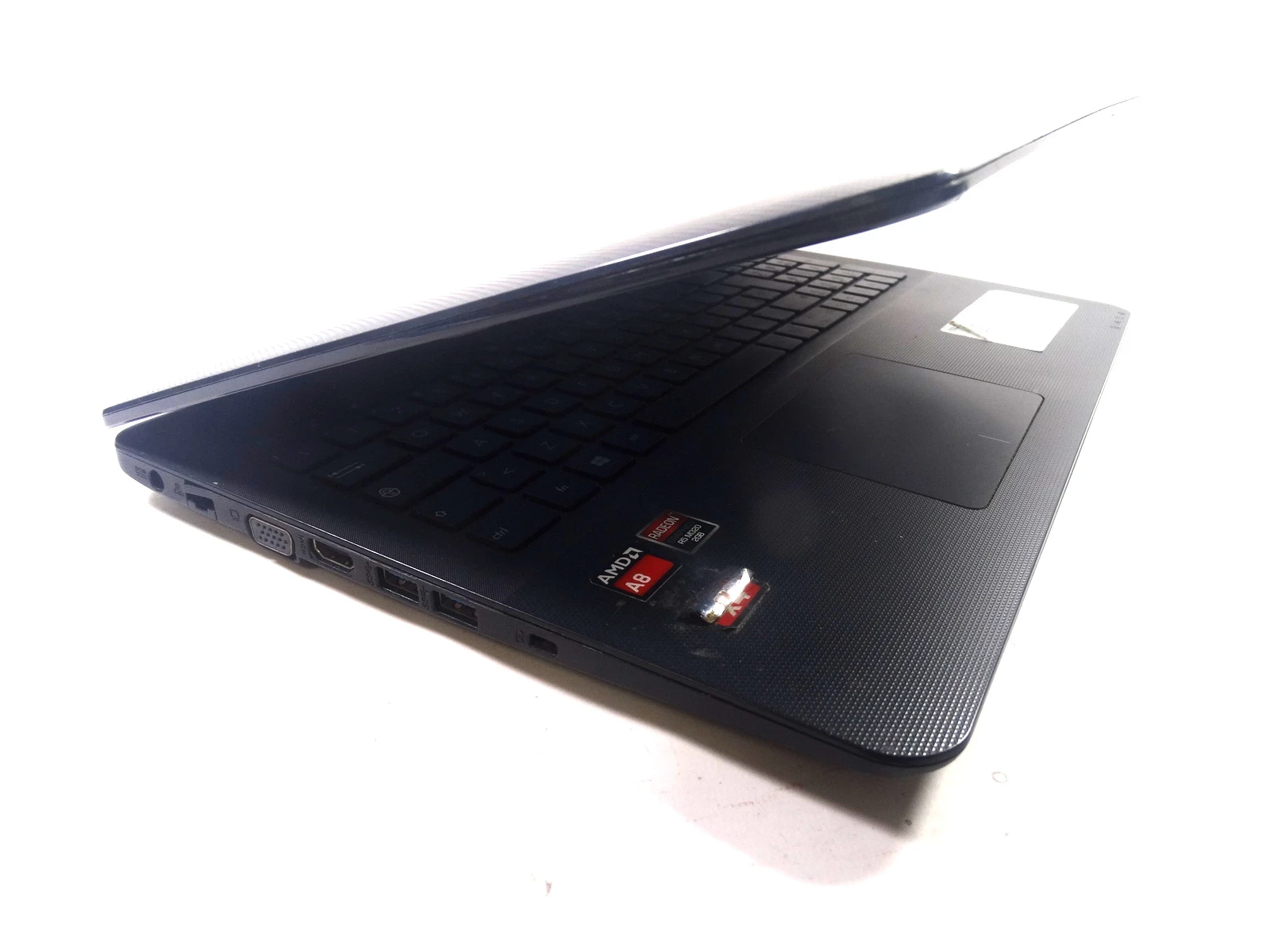 laptop-asus-f555yzasilacz-rozdzielczosc-px-1366-x-768