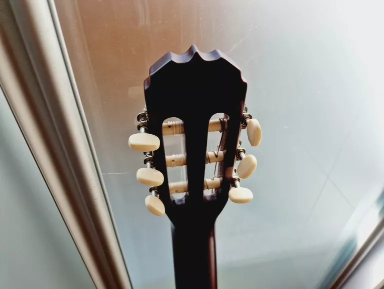 GITARA KLASYCZNA VALENCIA