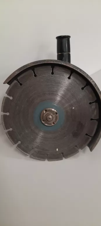 szlifierka-katowa-makita-ga9050r-duza-product-id-9d97ed96-111f-4cfe-b431-0b0762ca87a8