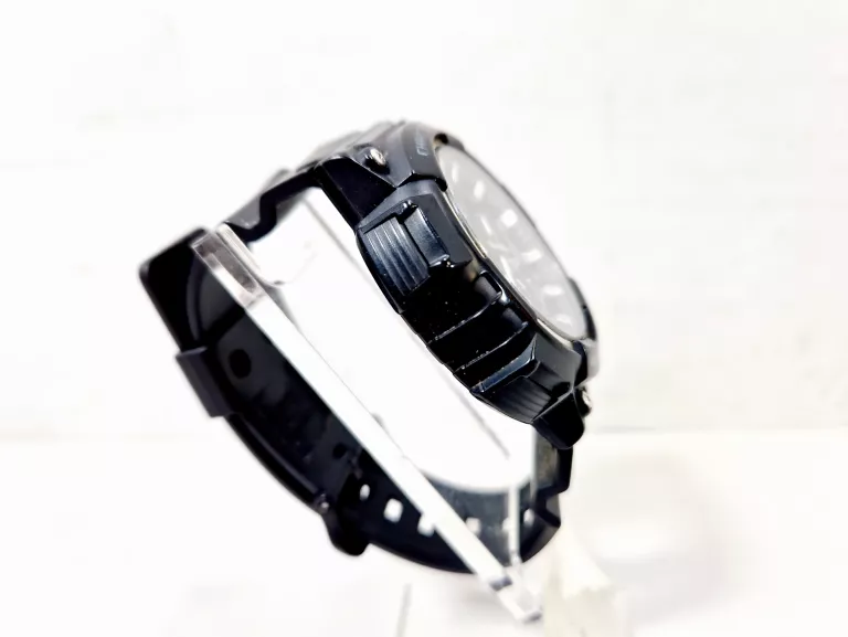 ZEGAREK CASIO MCW-200H