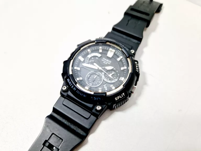 ZEGAREK CASIO MCW-200H