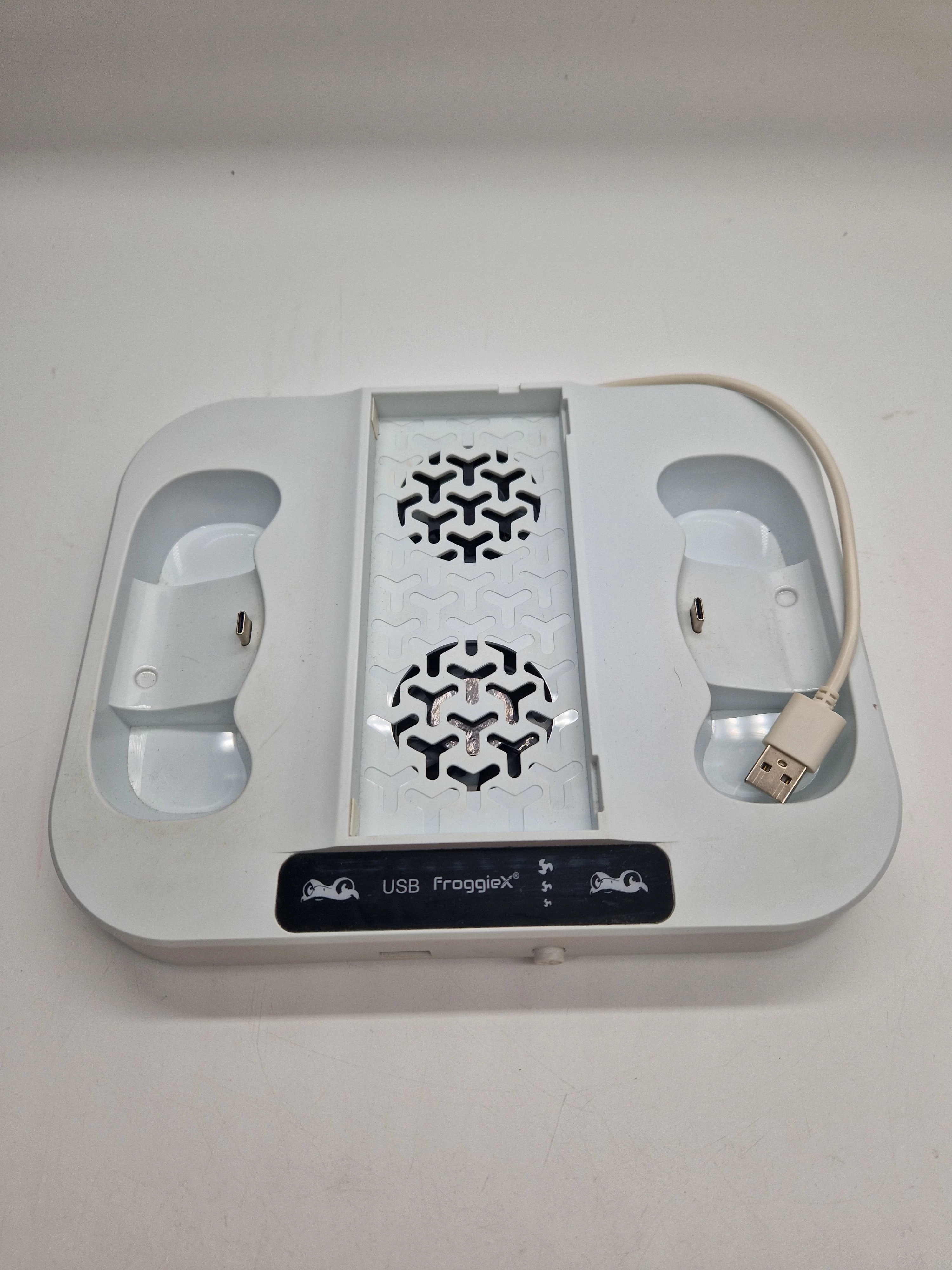 froggiex-podstawka-chlodzaco-ladujaca-fx-xsx-c1-w-xbox-series-s-ean-gtin-5904125921248