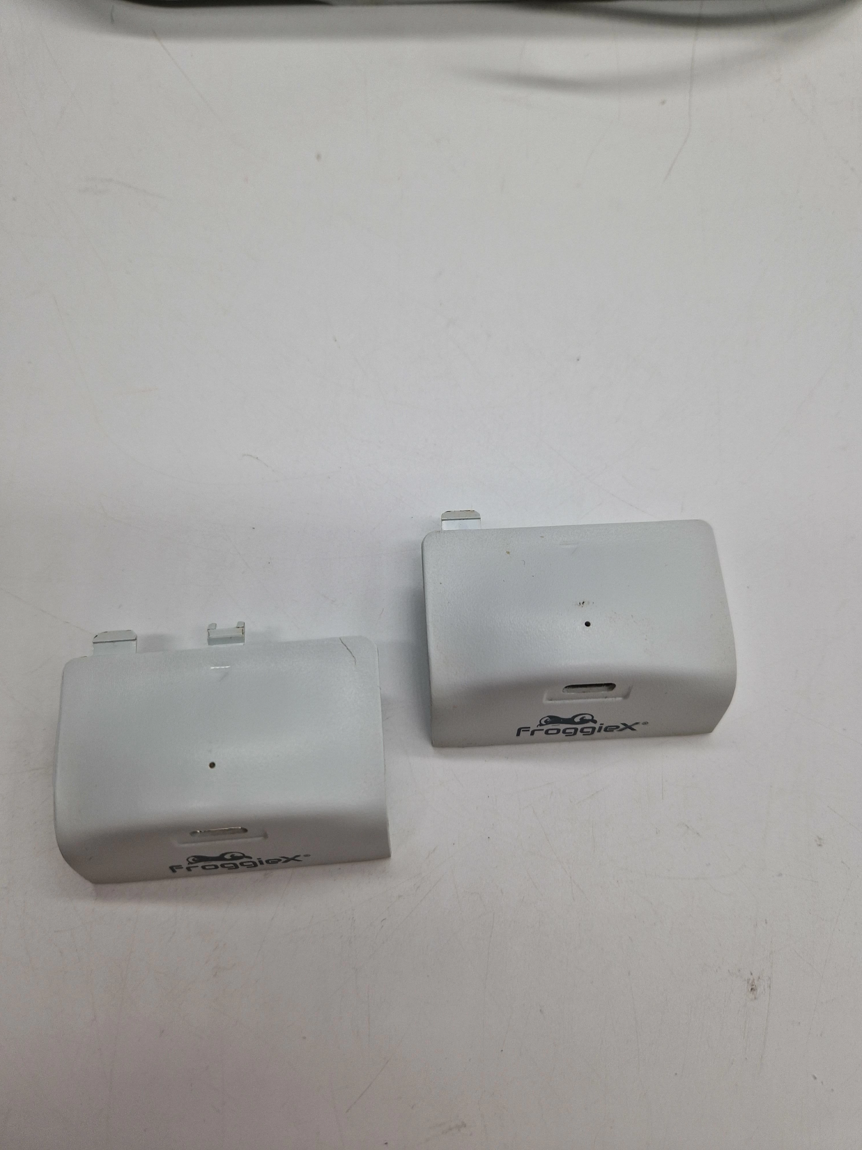 froggiex-podstawka-chlodzaco-ladujaca-fx-xsx-c1-w-xbox-series-s-producent-bez-marki