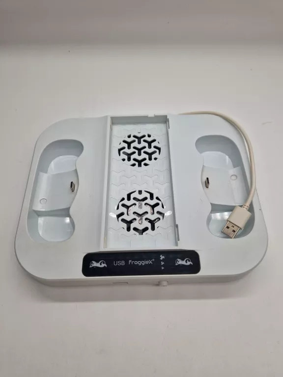 froggiex-podstawka-chlodzaco-ladujaca-fx-xsx-c1-w-xbox-series-s-ean-gtin-5904125921248